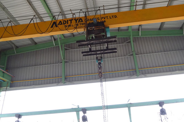 Single Girder EOT Cranes